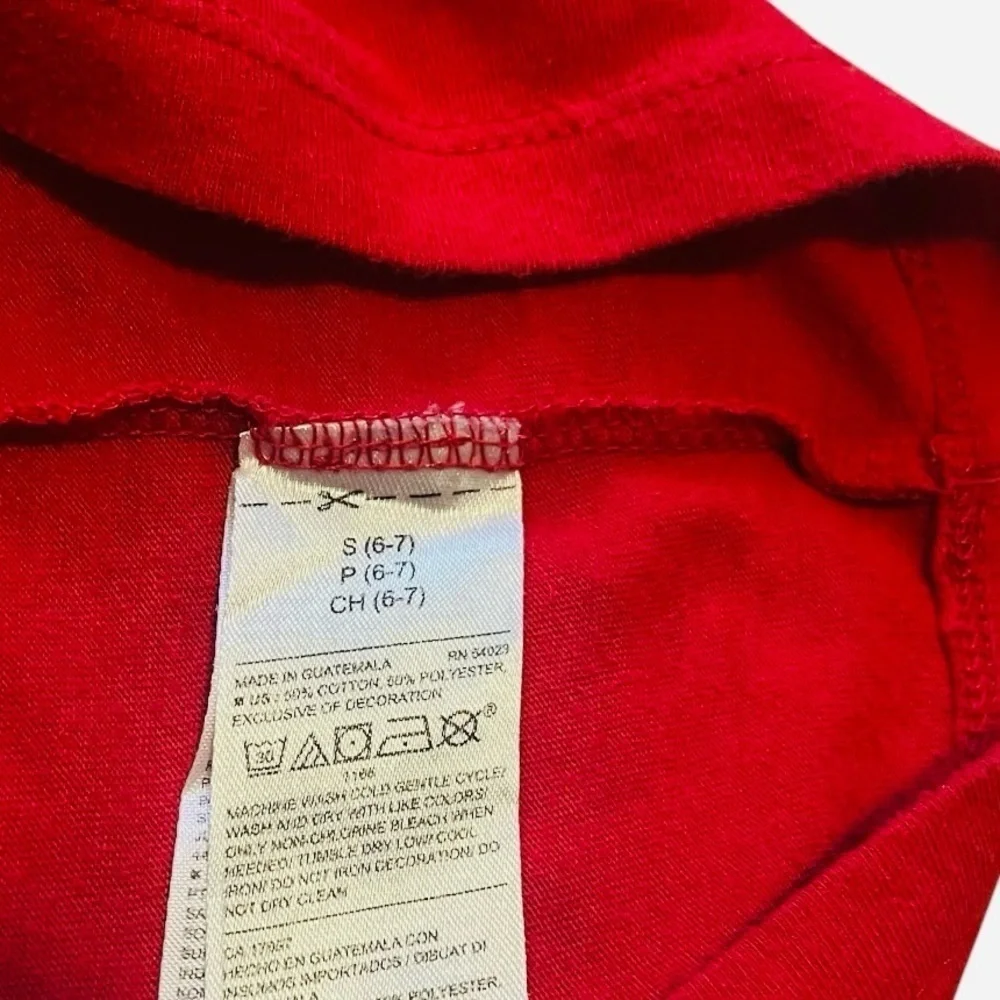 Old Navy casual red T-shirt Boys S(6-7) graphic design Solar System round neck